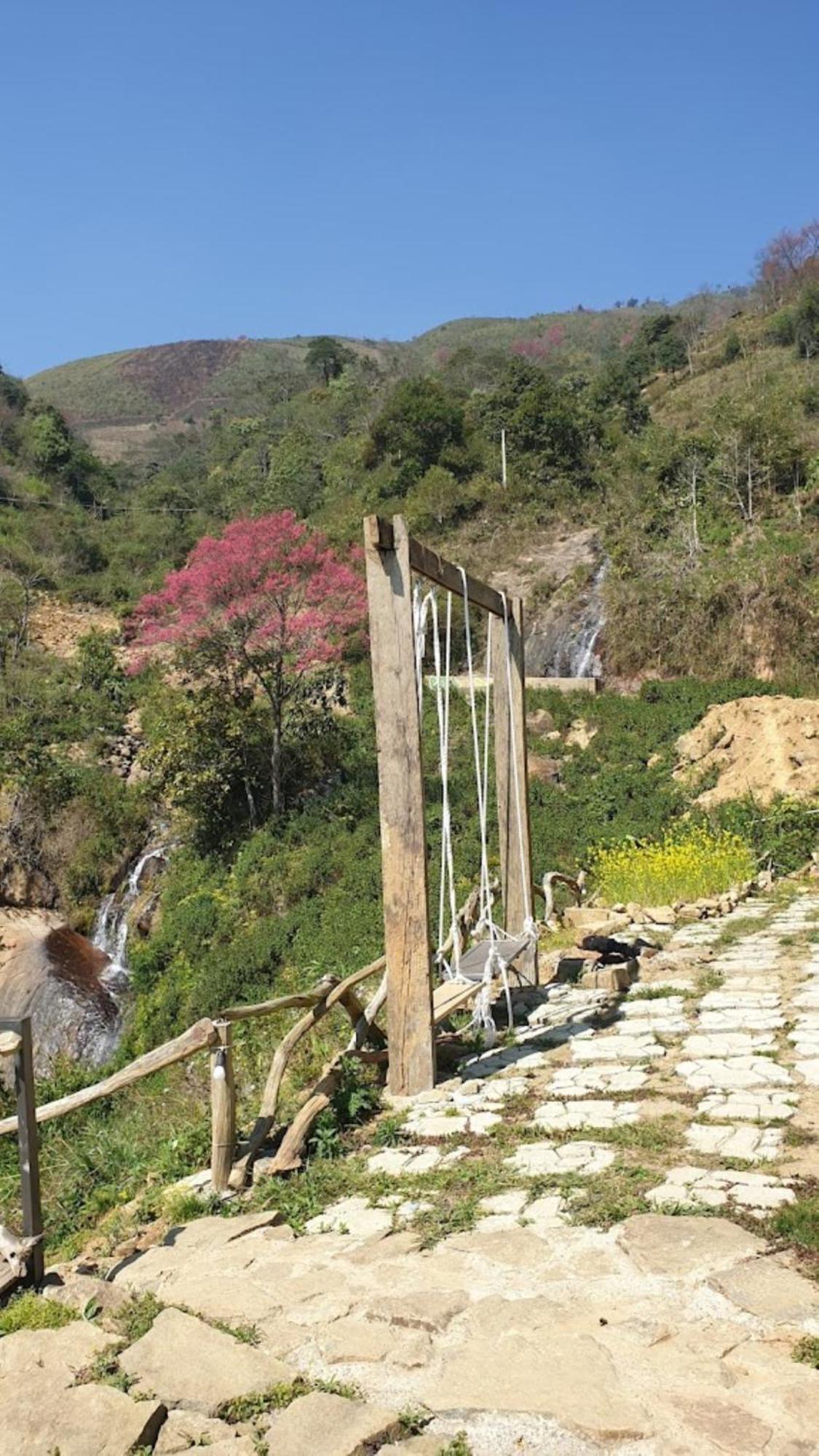 Nha Hang Homestay Pho Nui Bac Yen Kültér fotó